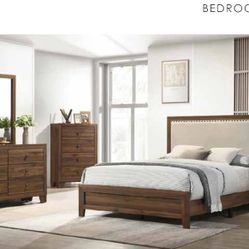 4- Pc Bedroom set Dresser,Mirror  Nightstand (1) Queen size bed frame  Not including Mattress and Box Sp