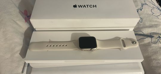 iPhone watch SE 3 40MM