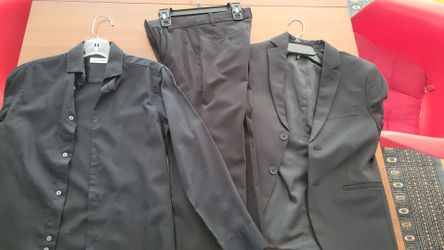 Calvin Klein Boys Black Suit Set – Jacket (Sz 12), Dress Shirt (Sz 12), Slacks (Sz 10) - EUC