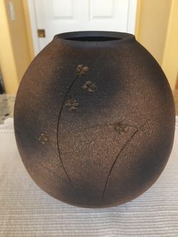 8 inch tall Authentic Japanese Pottery. Exquisite.