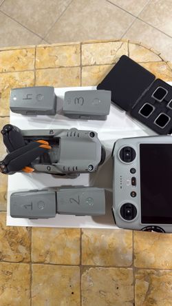 DJI Air 2S Drone Bundle + DJI RC Smart Controller (RM330), 4 Batteries & ND Filters! (Miami 33181)