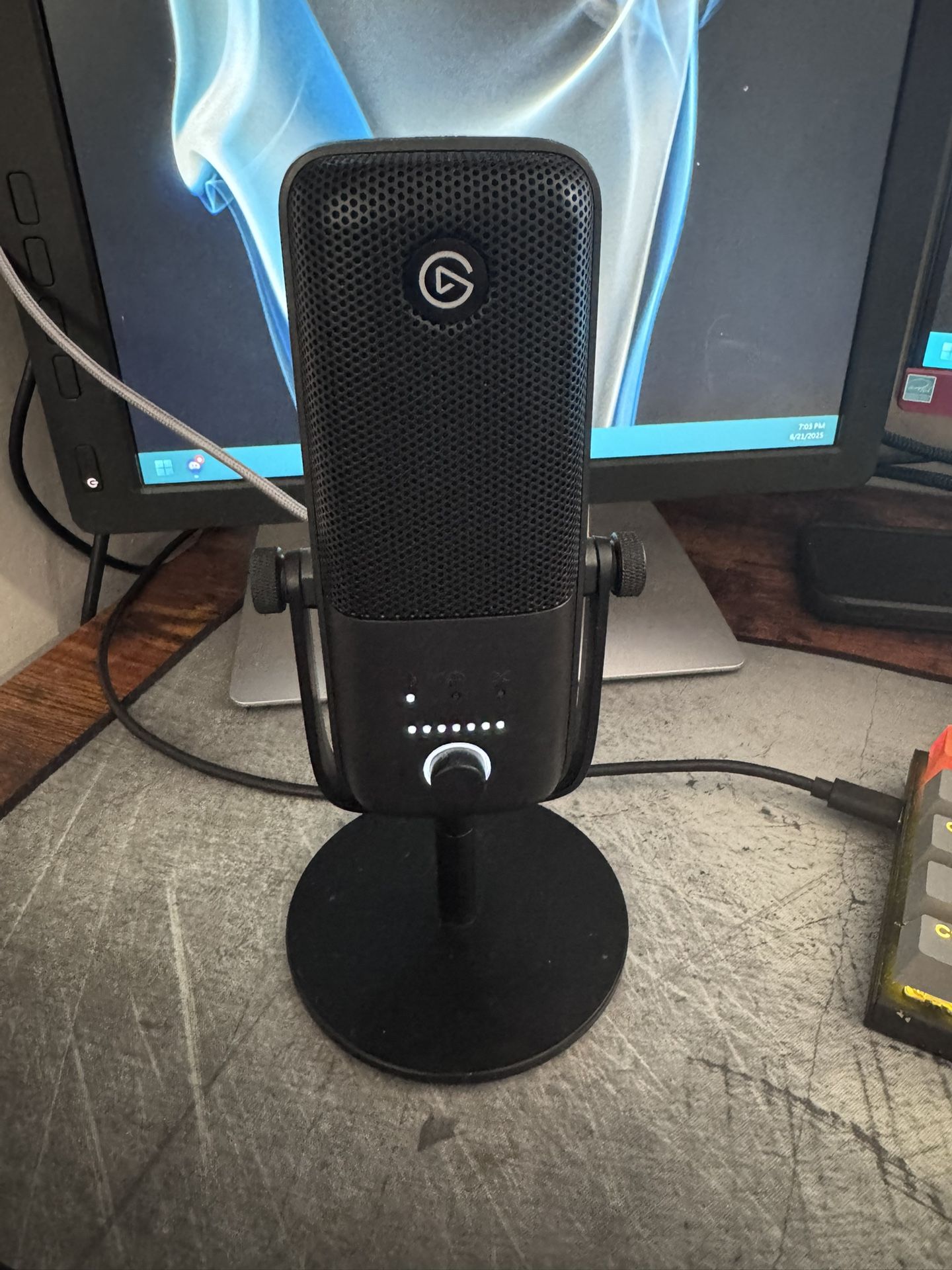 Elgato Wave:3 desk Mic