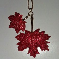 Pretty! Red Crystal Leaves Charm w/Free Chain 🍁🌳$15.