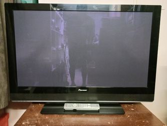 Pioneer PDP-4270HD 42" Plasma TV - Collector's Package w/ Remote, Stand, Manual