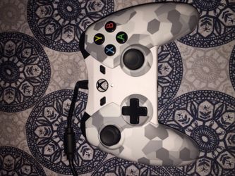 Xbox One Wired Controller *Read Description*