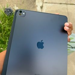 2024 IPad Pro 13” M4