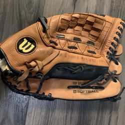 wilson baseball/softball glove