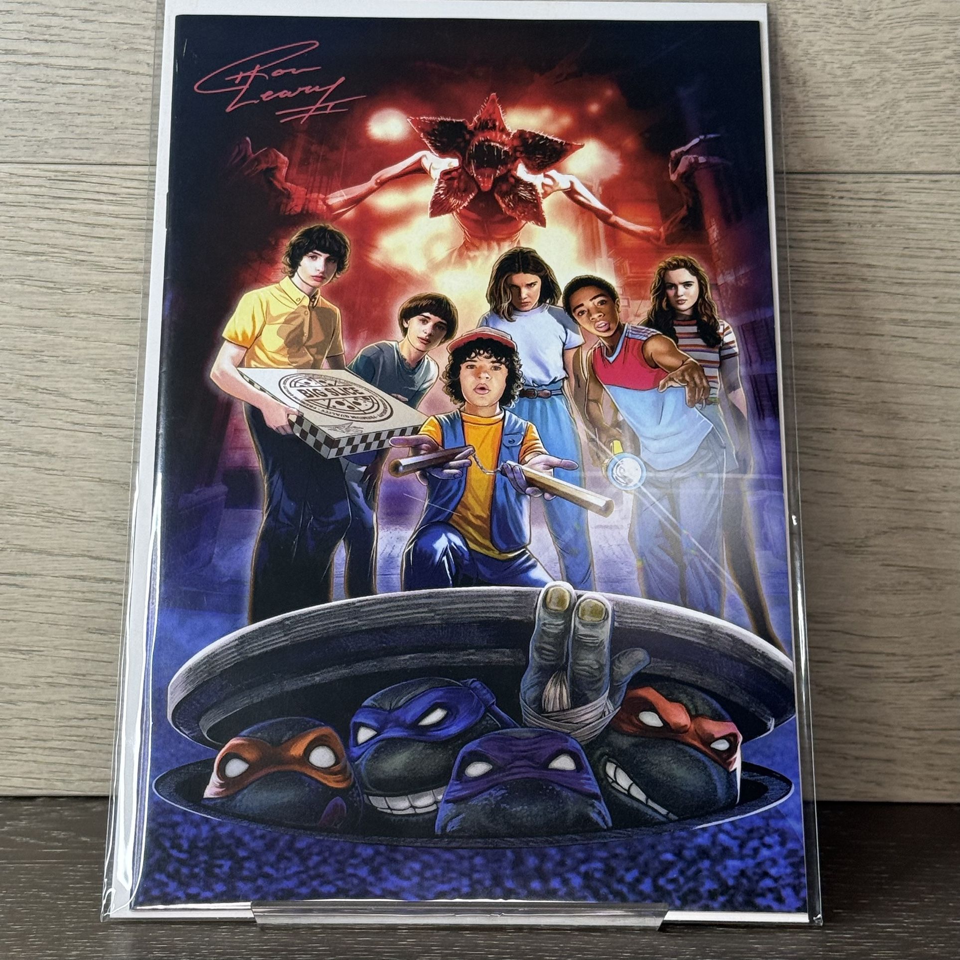 TMNT x Stranger Things #1 TerrifiCon Exclusive signed Ron Leary