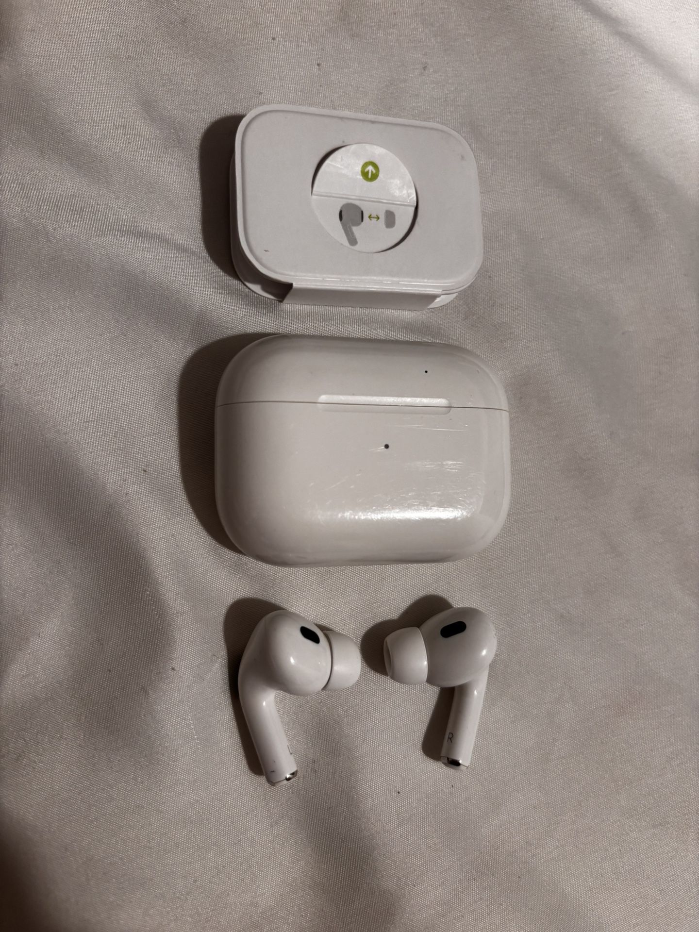 Apple AirPods Pro 2 With Lightning Charging Port