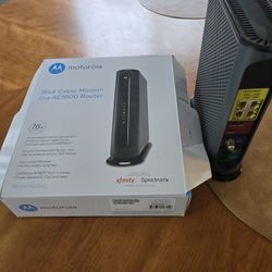 Motorola 16x4 Cable Modem Plus Router