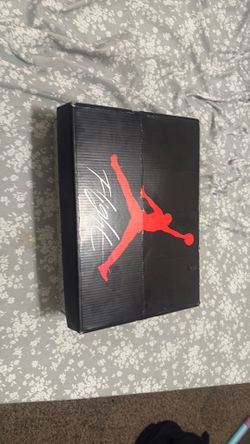 Jordan 4 red thunder