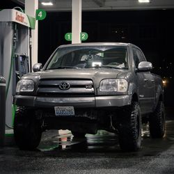 2004 toyota tundra sr5