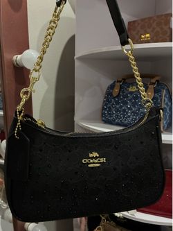available 🖤💫