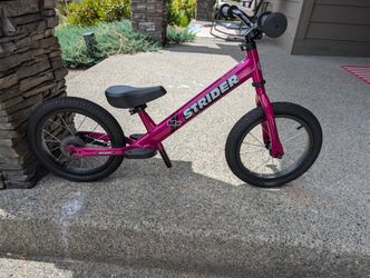 Kids Strider balance bike