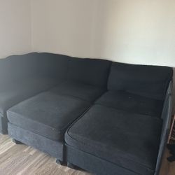 6 Sectional Couch 