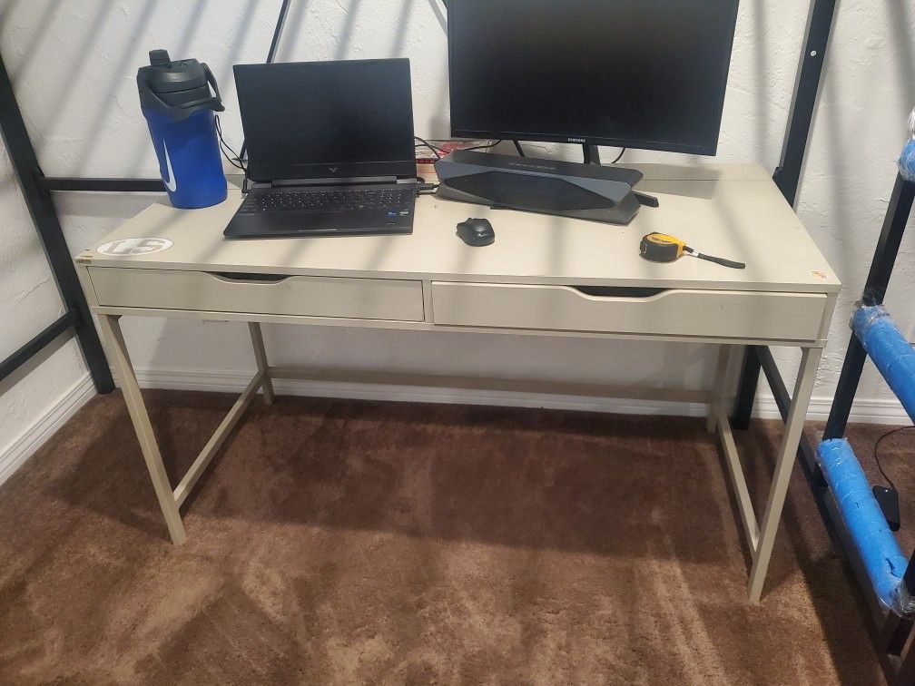 Light Grey Computer Desk 