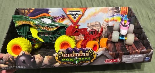 Monster Jam truck set **NEW