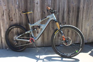 Ibis HD mountain bike with upgrades / extras
