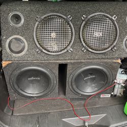 Both Car Speakers 10’s &12’s 250$