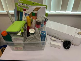 Cricut Explore Air 2 (White & Gold) Mega Bundle + Mini Heat Press, Cartridges & Vinyl Supplies