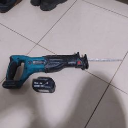 Zozo con batería sin cargador exelentes condiciones