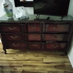 Dresser With Glass Top
