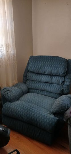 Reclining couch w/recliner chair