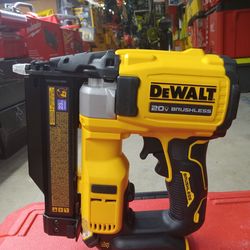 DeWalt 20V Max Brushless 23-Gauge Pin Nailer Tool-Only