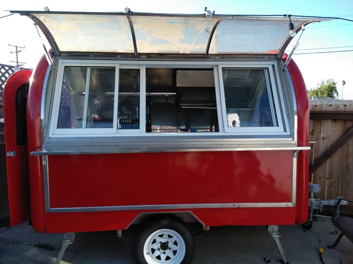 Food trailer