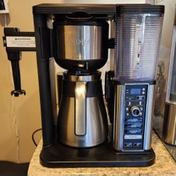 Ninja SPECIALTY Coffee Maker With Frother