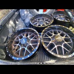 20 Inche Rims I Had Them On a Ram 1(contact info removed). 