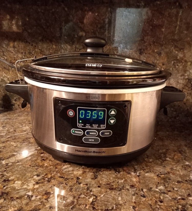 Hamilton Beach Set & Go Digital Programable Slow Cooker. 6 Quarts. 