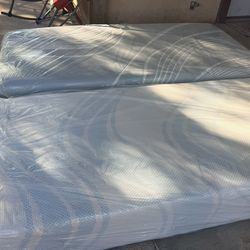 Txl Tempurpedic mattress
