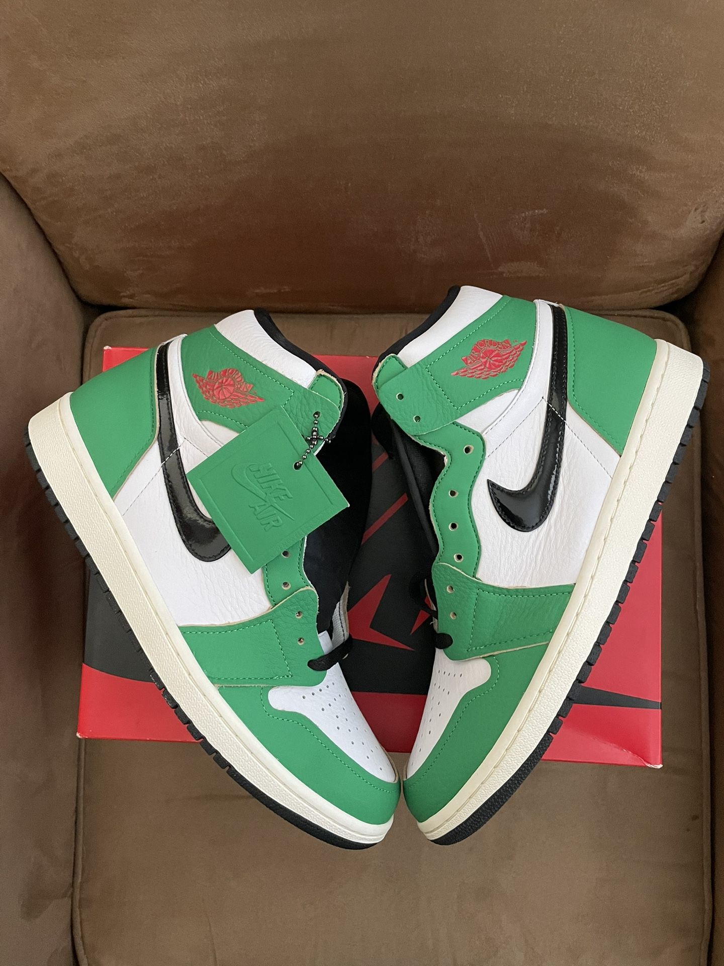 Jordan 1 Retro High Lucky Green (W)
