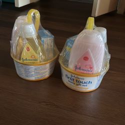 Johnsons Baby Bath Gift Set