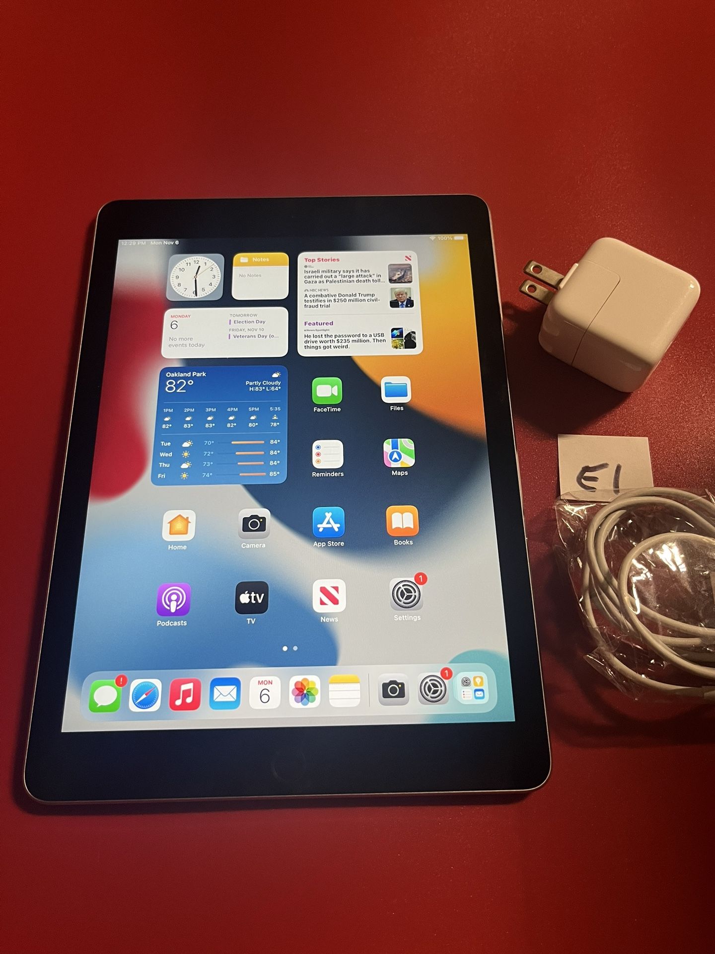 Apple iPad AIR 2 16GB WiFi 9.7” iPad—Space Gray complete with usb and ...