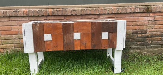 Raised Planter Bed MAKE ME AN OFFER
