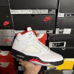 DS 2020 Jordan Fire Red 5s size 12 