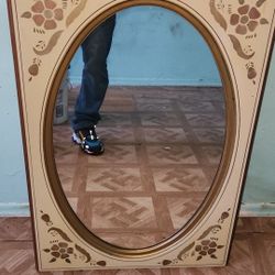 Ethan Allen Hand Decorated White Hitchcock Style 24" Dresser / Wall Mirror 