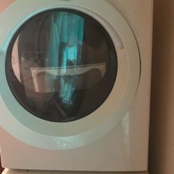I’m Selling A Stackable Frigidaire washer and dryer