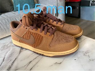 Nike size 10.5 no box new