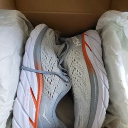 Hoka W Clifton 8 Women's Running/ Walking Shoe