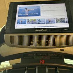 NordicTrack Commercial Series 22 HD Touchscreen Display  Treadmill 2950 Model With IFIT 
