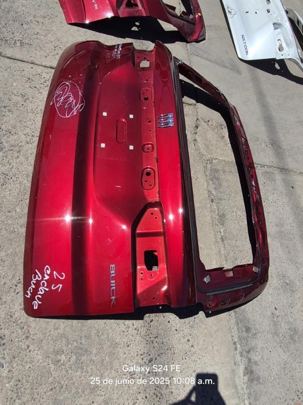 Buick Enclave Tailgate Oem