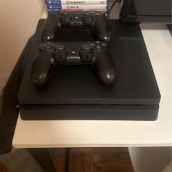 Ps 4 Slim ,1tb ,Used