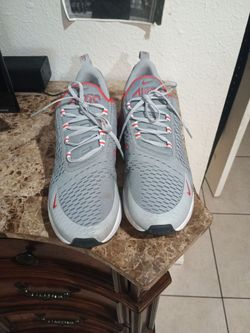 Nike Air Max 270
