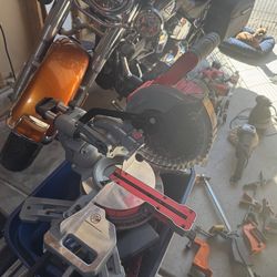 Craftsman V20 7 1/4 Slidding power saw