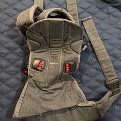 Babybjorn Carrier One
