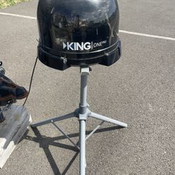 King RV Satellite *Lowered Price*