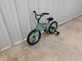 Kent B Glitch 18” Kids BMX Bike with Training Wheels & Pegs